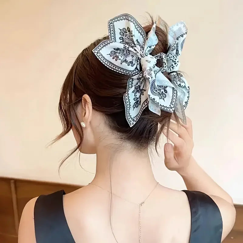 Bow Shimmer Hair Clip