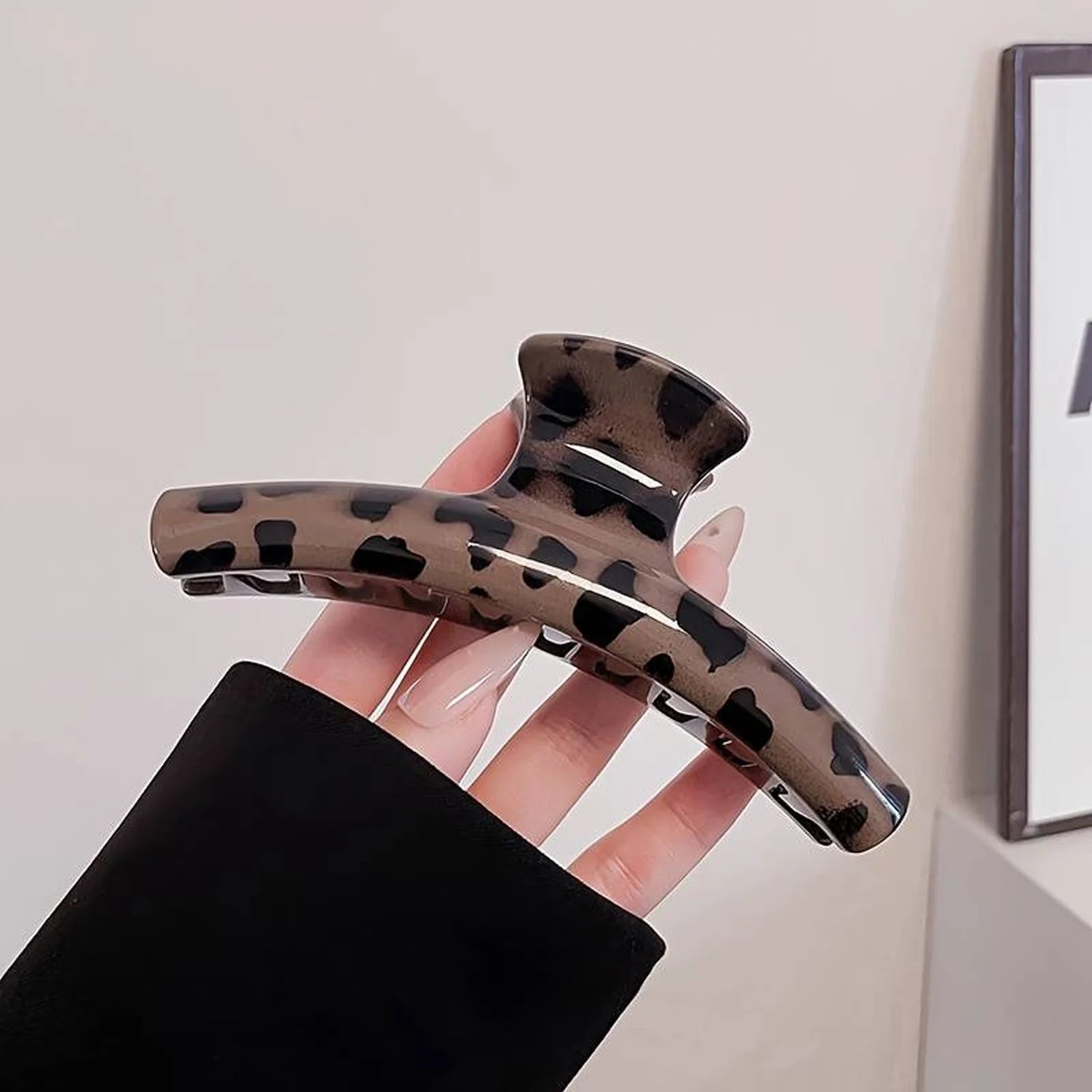 Retro Hair Claw Clips